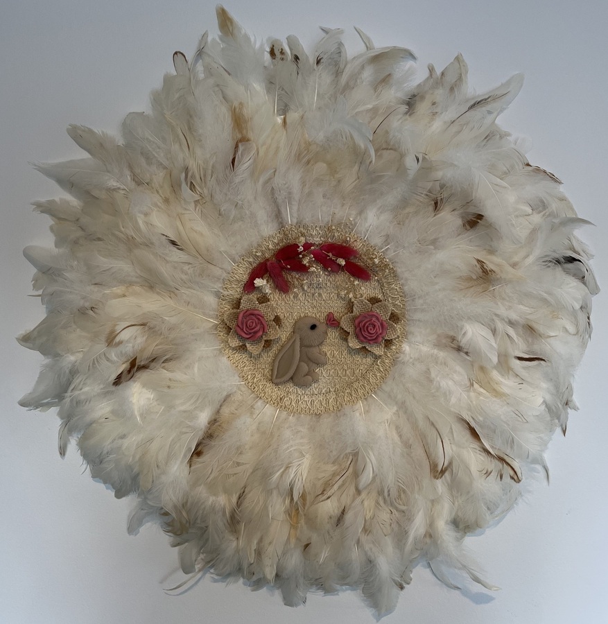 Natural Cream Feather with Scented Wax Bunny & Flowers Wall Decor