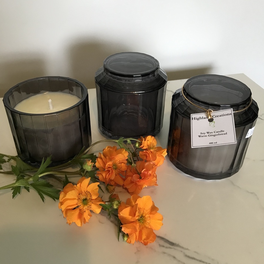 Ebony Radiance Candle