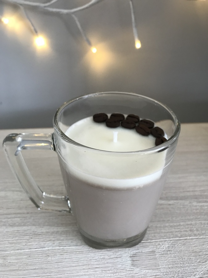 Pre-loved Glass Coffee Mug with Handles & Coffee Beans